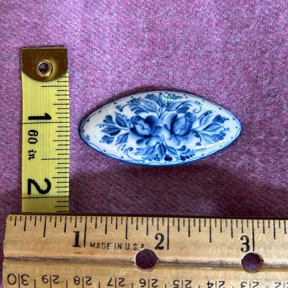 Delft brooch floral pattern jb signed vintage - Picture 3 of 3